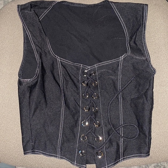 Black Lace Up Front Crop Top - Ali Express - Picture 1 of 5